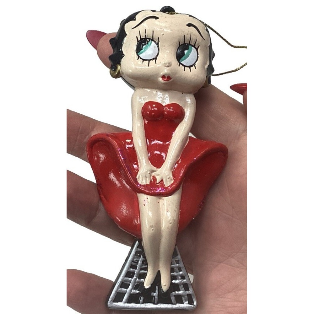 1998 Hearst Co. - BETTY BOOP IN RED DRESS ORNAMENT Plastic Mold